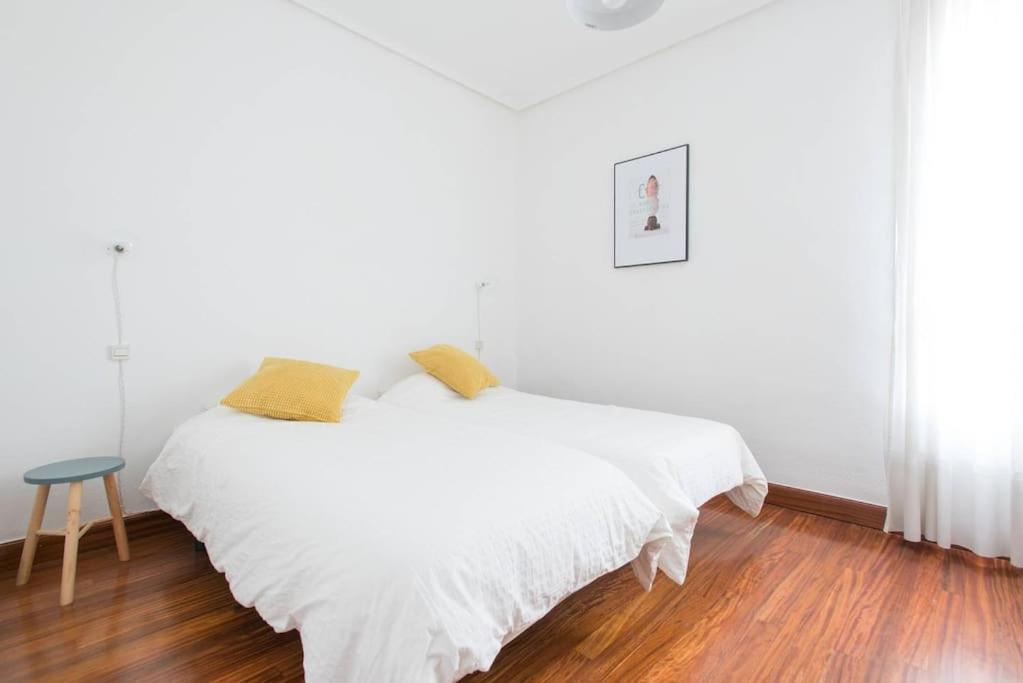 City Hall I Apartment บิลเบา ภายนอก รูปภาพ